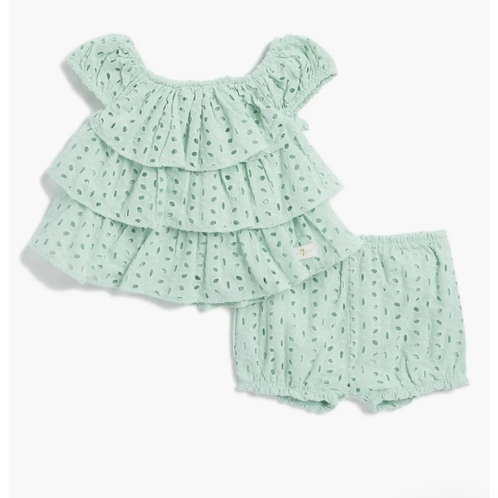 Eyelet ruffle 12 month girls 7 for all mankind set